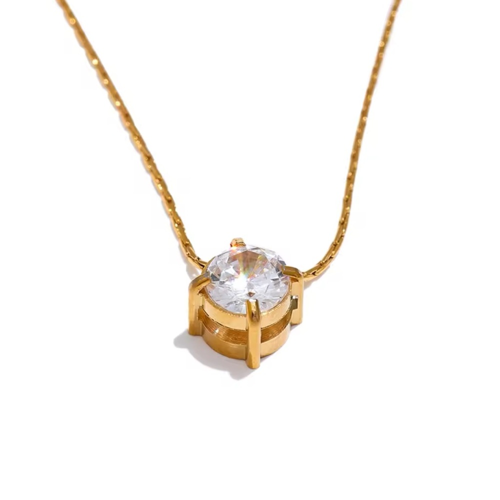 Sol Glow Pendant Necklace